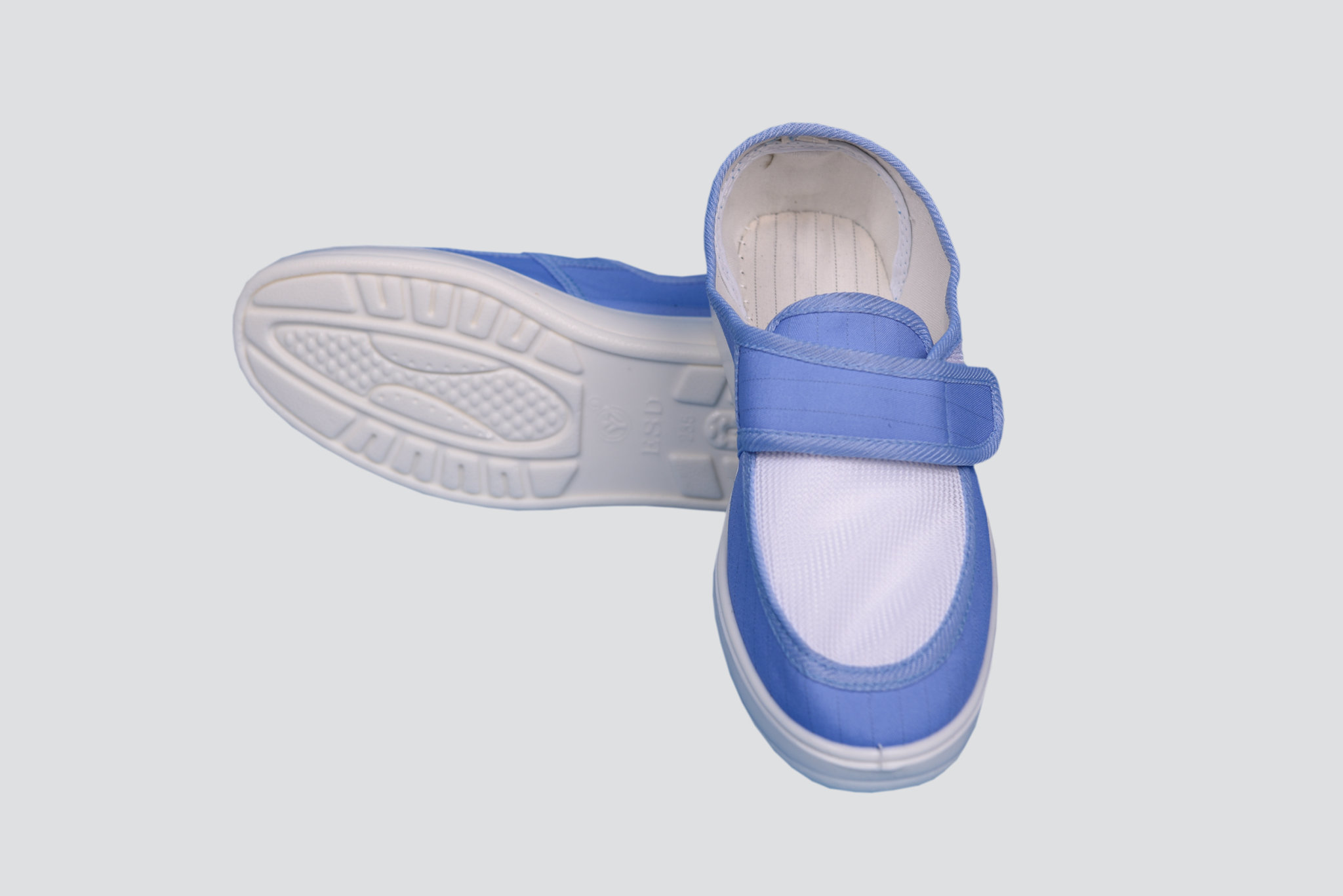PU蓝TC-4单孔网眼鞋YY-B4024-1